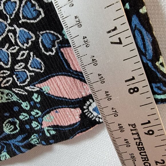 Torrid Babydoll Top Womens Plus Sz 3X Crochet Trim Lace-Up Black Floral Boho - Picture 10 of 14